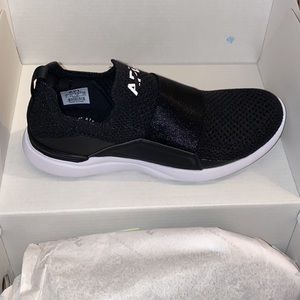 APL Women’s Techloom Bliss Sneaker Size 6